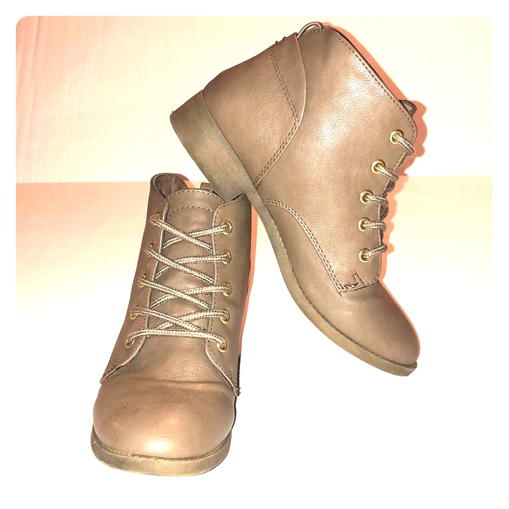Candie’s Brown Flat Ankle Boots - Size 7